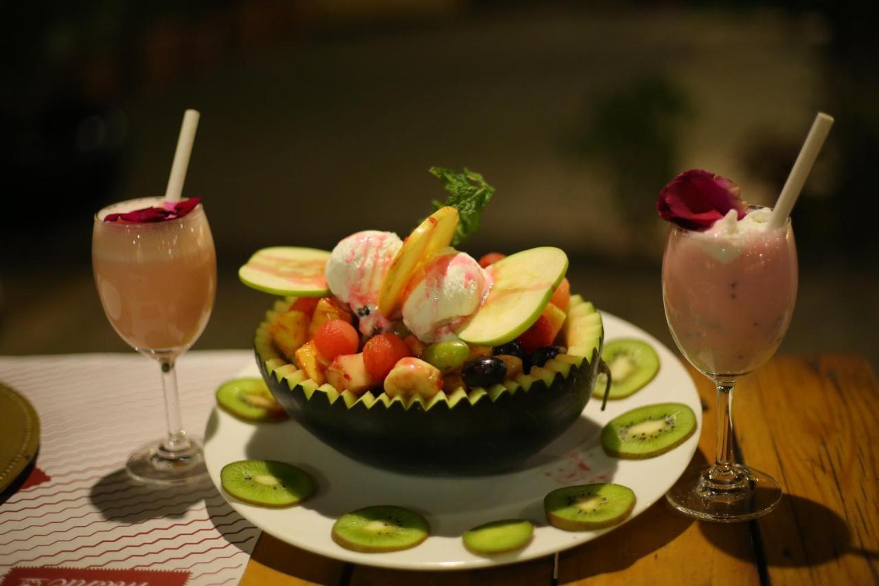 Monk'S Nirvanaa Hotel & Resort Indaur Kültér fotó